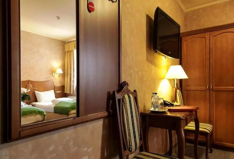 ホテル Księcia Józefa