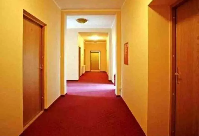 فندق Apollo & Spa Karpacz