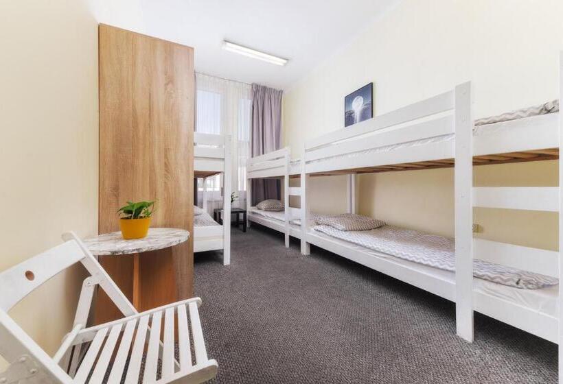 Moon Hostel Warszawa