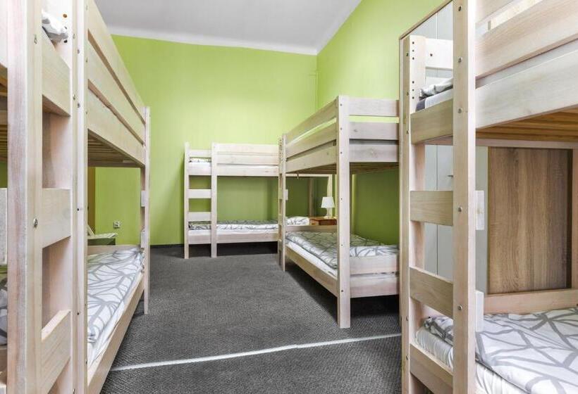 Moon Hostel Warszawa