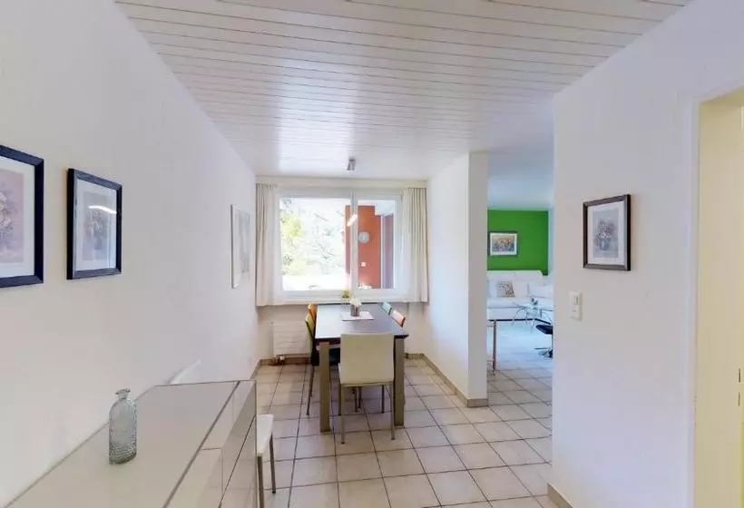 Skyline House Ferienapartments