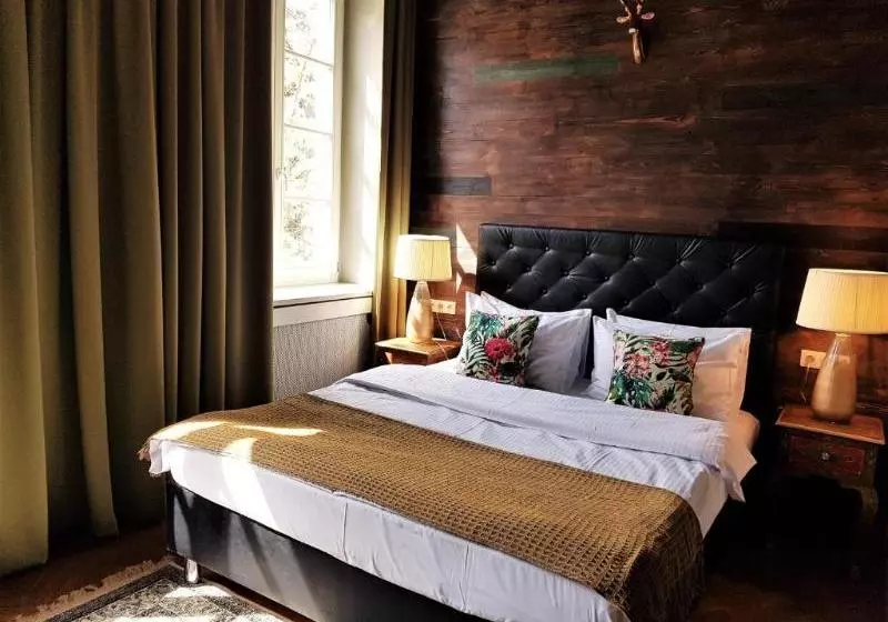 Sleepwell Apartments