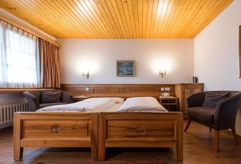 Swiss Chalet-style Hotel Walliser Spycher