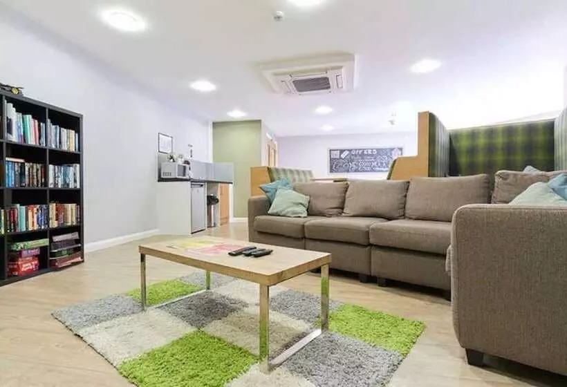 Retkeilymaja Ensuite Rooms For Students Only Bangor