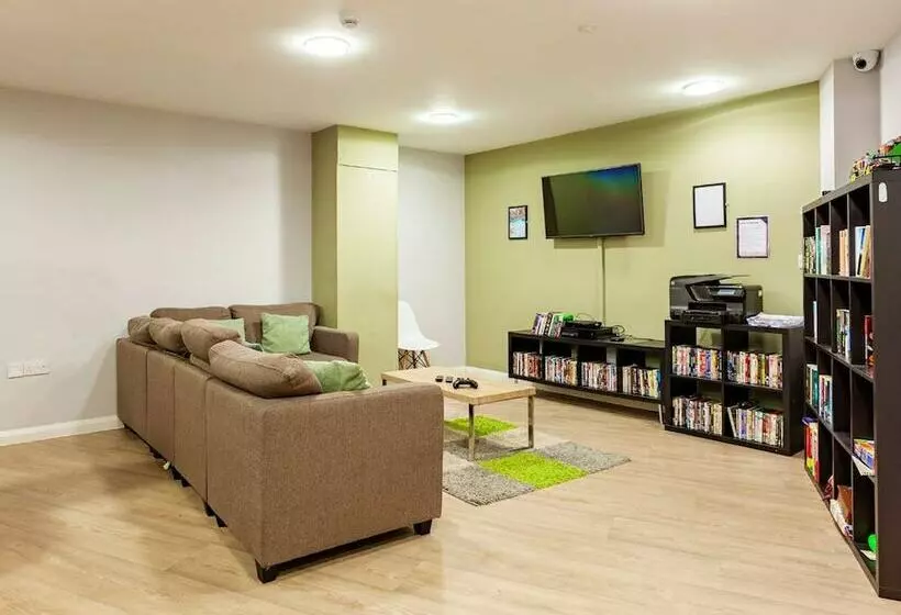 Retkeilymaja Ensuite Rooms For Students Only Bangor