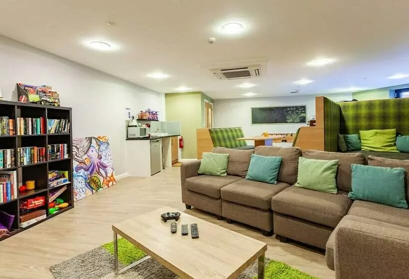 Retkeilymaja Ensuite Rooms For Students Only Bangor