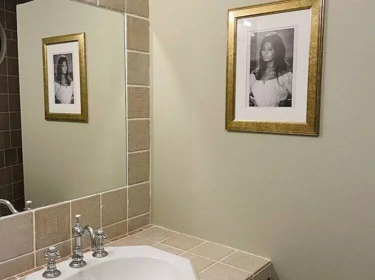 Aamiaismajoitus (B&B) La Maison Ruffinoise