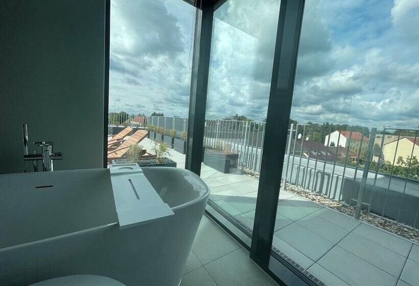 H24 Stadthotel Bernau