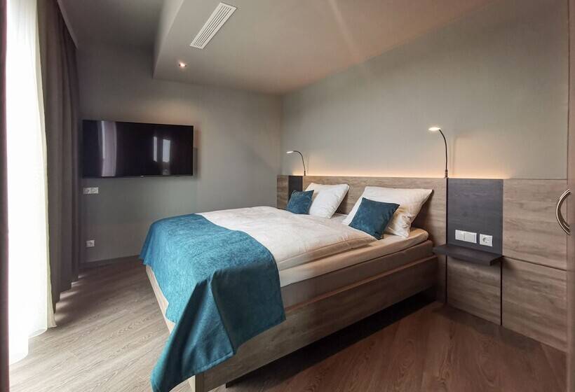 H24 Stadthotel Bernau