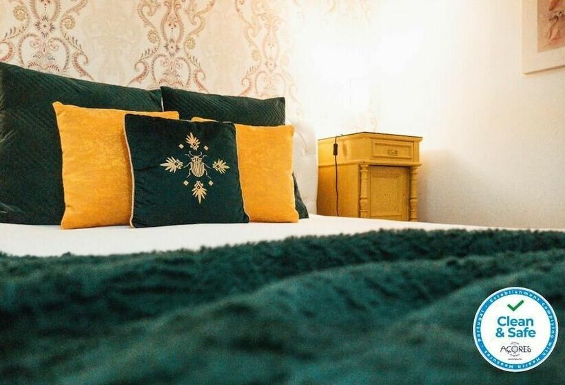 پانسیون Vintage Place  Azorean Guest House