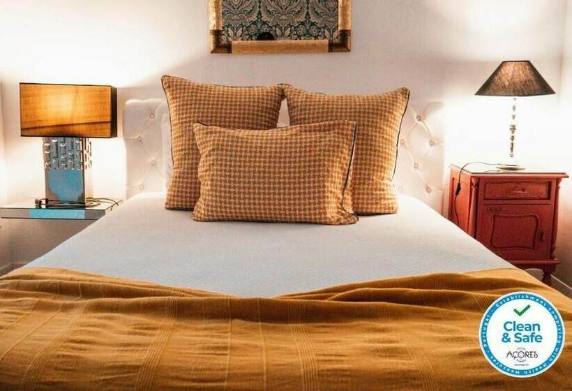 پانسیون Vintage Place  Azorean Guest House