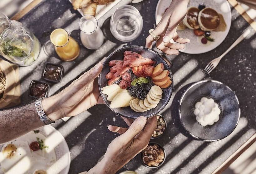 Hotel Magma Resort Santorini, In The Unbound Collection By Hyatt