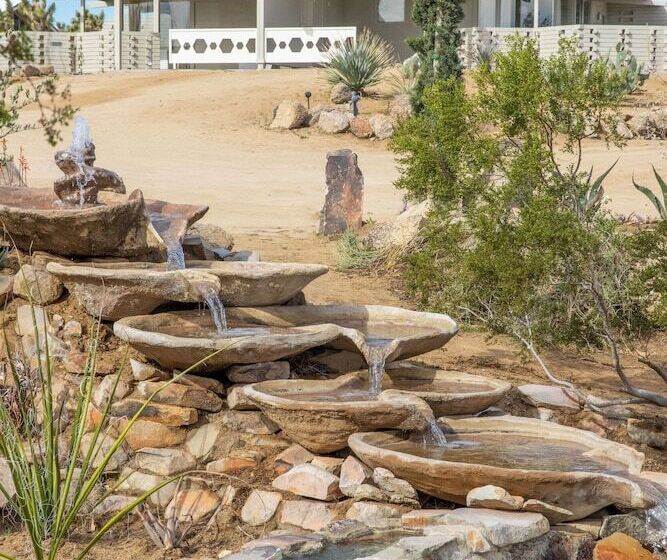 Hotell The Bungalows By Homestead Modern At The Joshua Tree Retreat Center