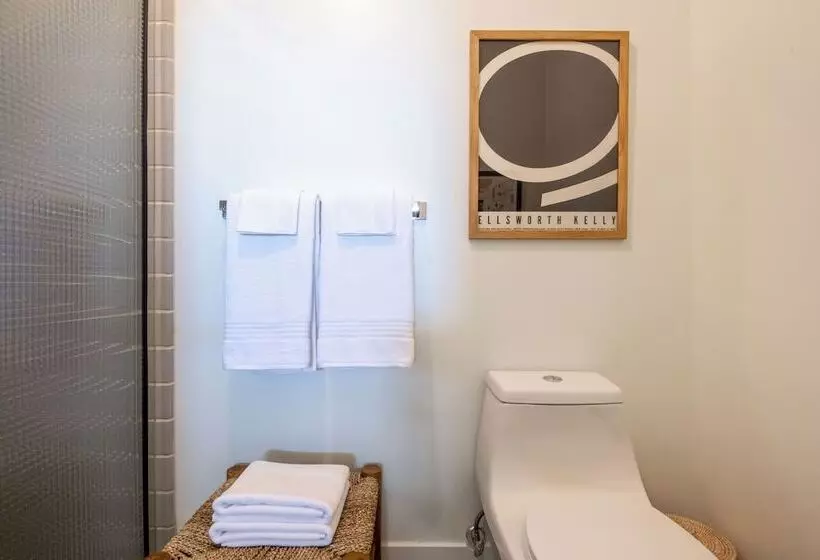 Hotelli The Bungalows By Homestead Modern At The Joshua Tree Retreat Center