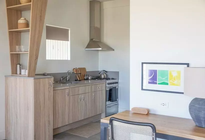 Hotelli The Bungalows By Homestead Modern At The Joshua Tree Retreat Center