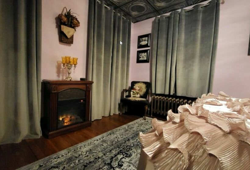 Trails End Bed And Breakfast