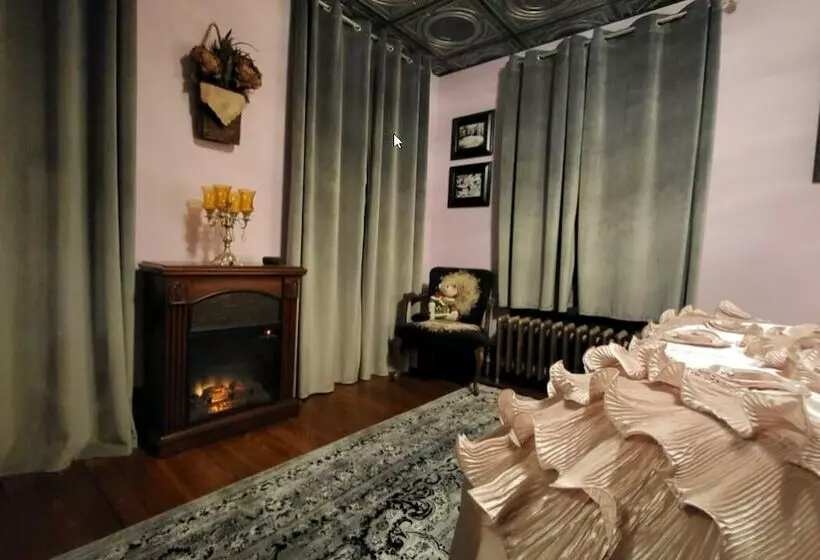 Trails End Bed And Breakfast