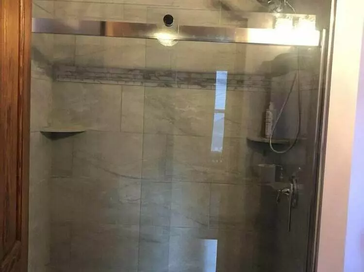 Trails End Bed And Breakfast