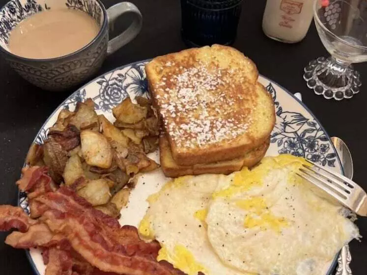 Trails End Bed And Breakfast