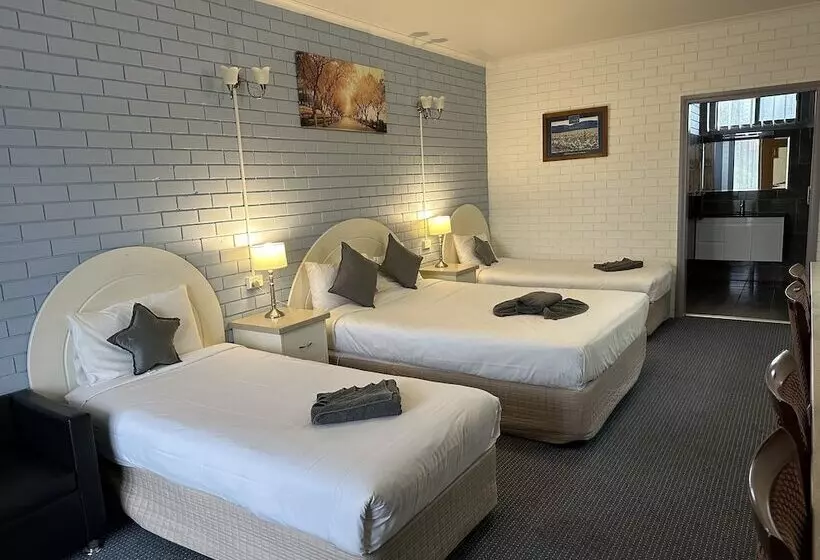 Motelli Statesman Motor Inn