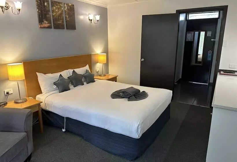 Motelli Statesman Motor Inn