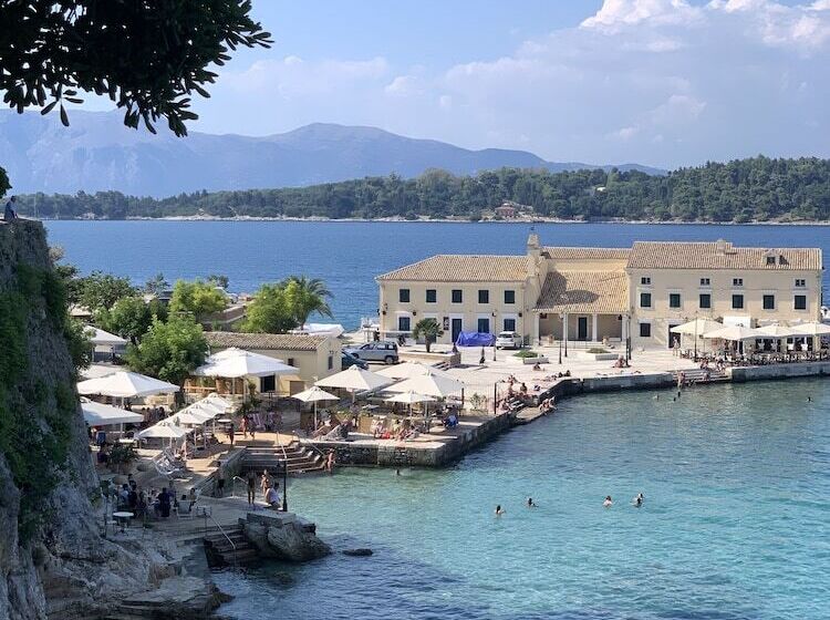 Anemomylos Lefkimmi Luxus Suites Boutique Hotel & Pool