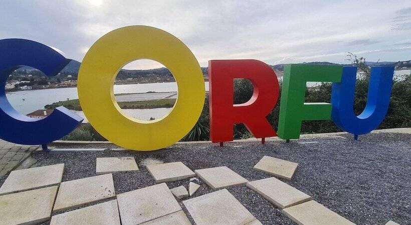 Anemomylos Lefkimmi Luxus Suites Boutique Hotel & Pool