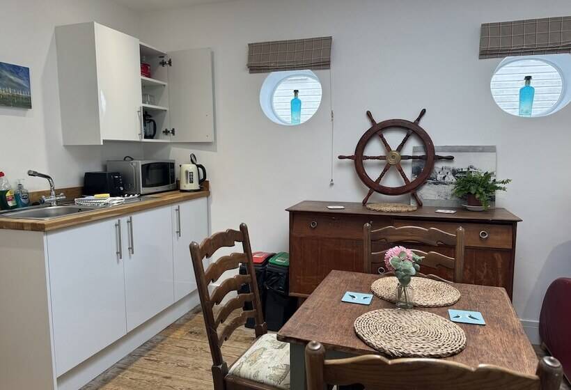 Bed and Breakfast The Pilot Boat Inn