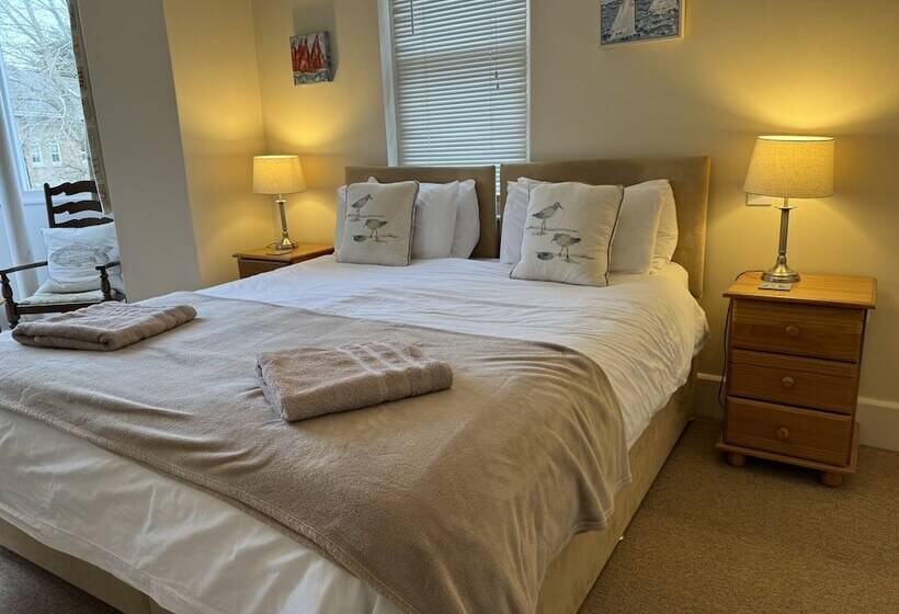 Bed and Breakfast The Pilot Boat Inn