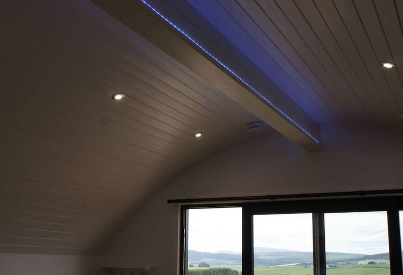 Hotelli Hillhead Hideaways