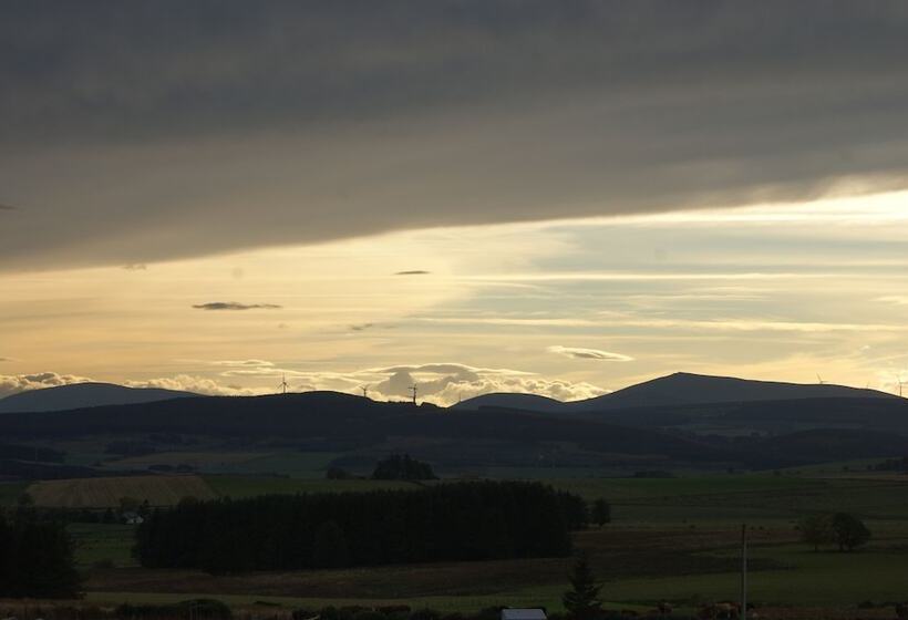 Hotelli Hillhead Hideaways