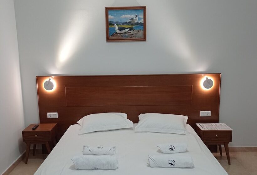 בית מלון כפרי Kasos Palace