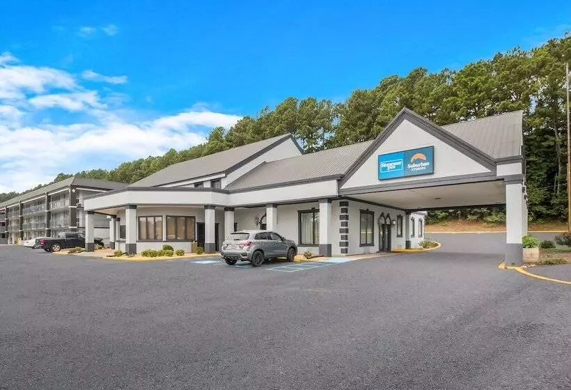 Hotelli Rodeway Inn Cleveland Tn I 75