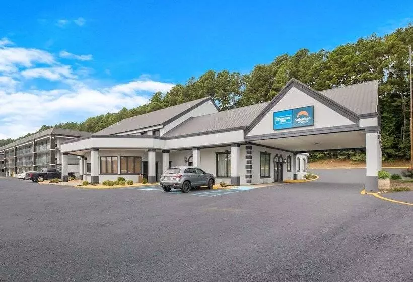 Hotelli Rodeway Inn Cleveland Tn I 75