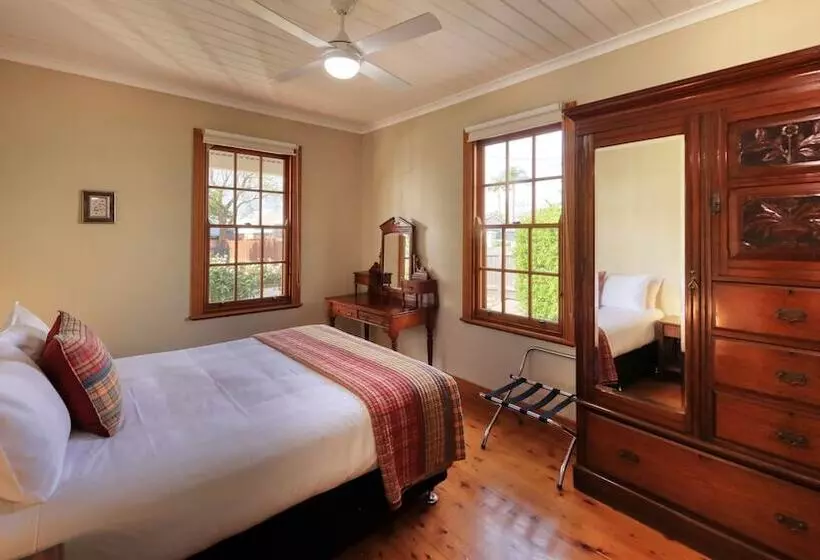 Majatalo Telegraph Station