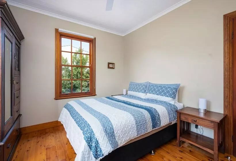 Majatalo Telegraph Station