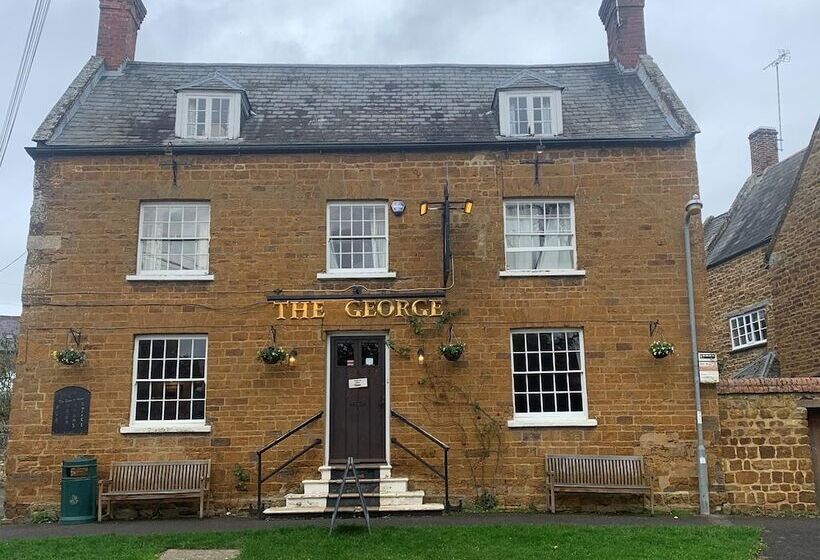 مبيت وإفطار The George At Ashley