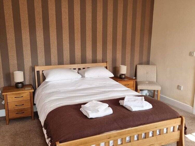 مبيت وإفطار The George At Ashley