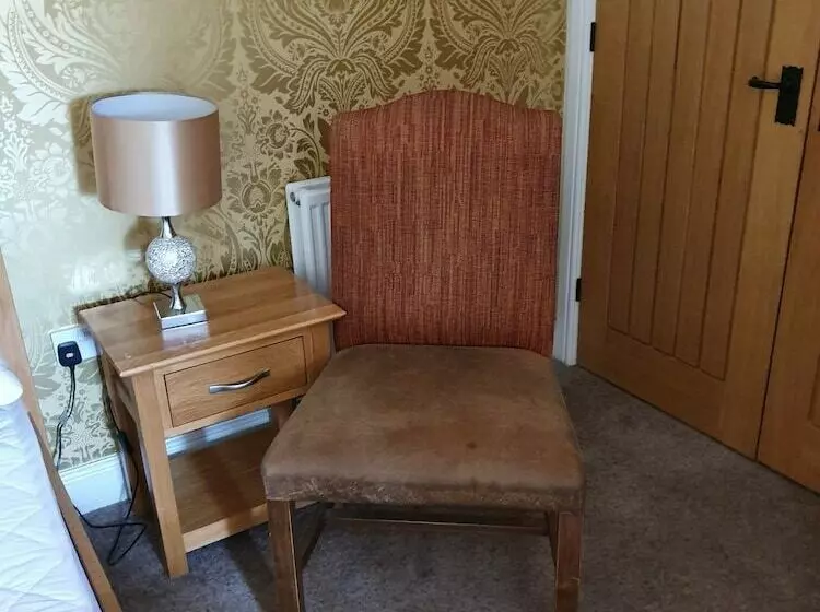 Aamiaismajoitus (B&B) The George At Ashley