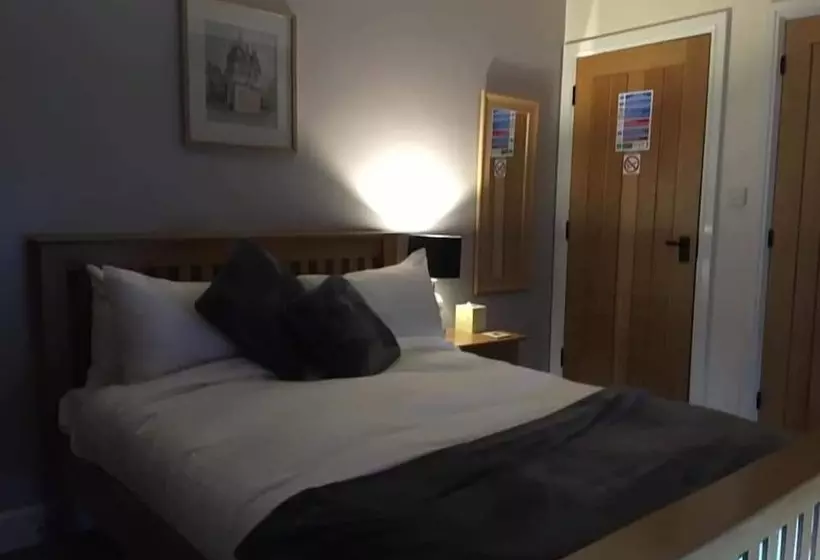 Aamiaismajoitus (B&B) The George At Ashley