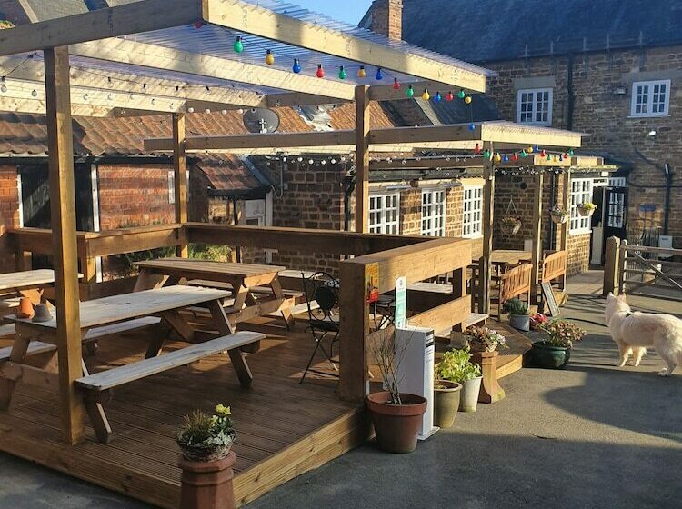 مبيت وإفطار The George At Ashley