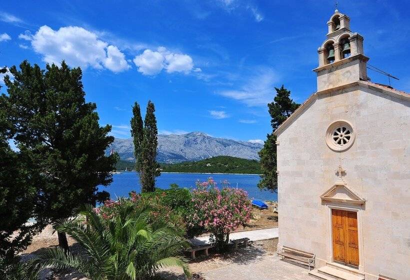 مبيت وإفطار Vrnik Arts Club