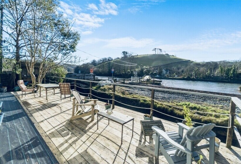 Charming 2bed Cottage In Tranquil Riversetting