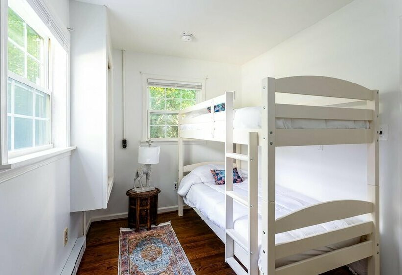 Cottage W 2 Private Lakes River Access Fire Pit