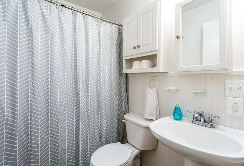 Cottage W 2 Private Lakes River Access Fire Pit