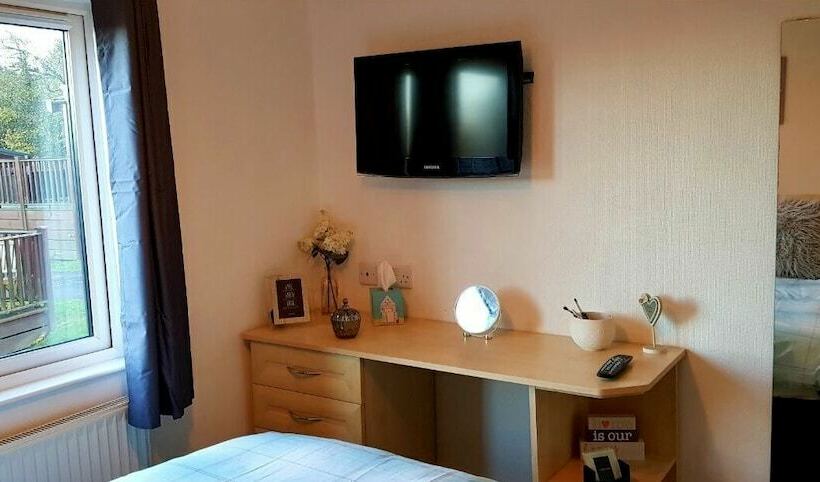 Hotel Brambles Holiday Lodges