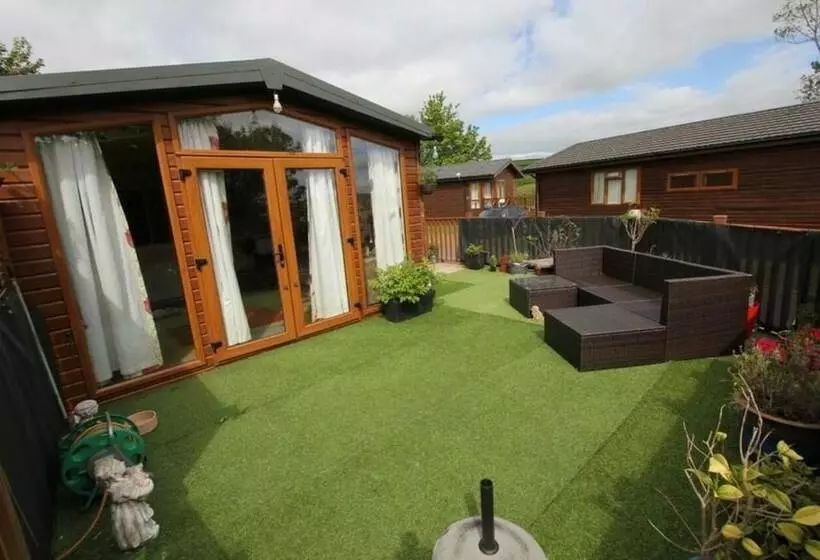 Hotel Brambles Holiday Lodges