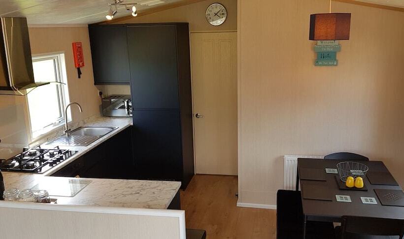 Hotel Brambles Holiday Lodges