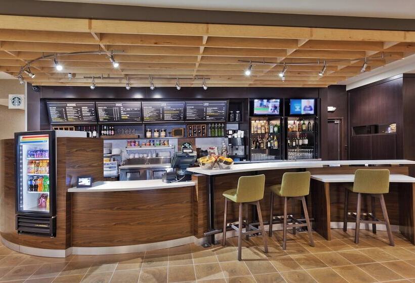 호텔 Courtyard By Marriott Titusville Kennedy Space Center