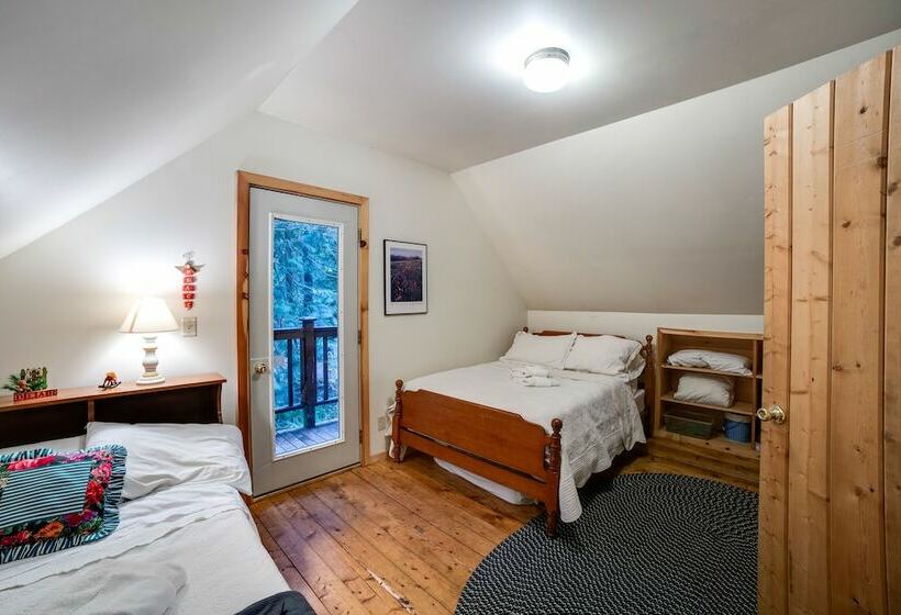 32mbr   Bbq   Pets Ok   Wood Stove   Sleeps 7